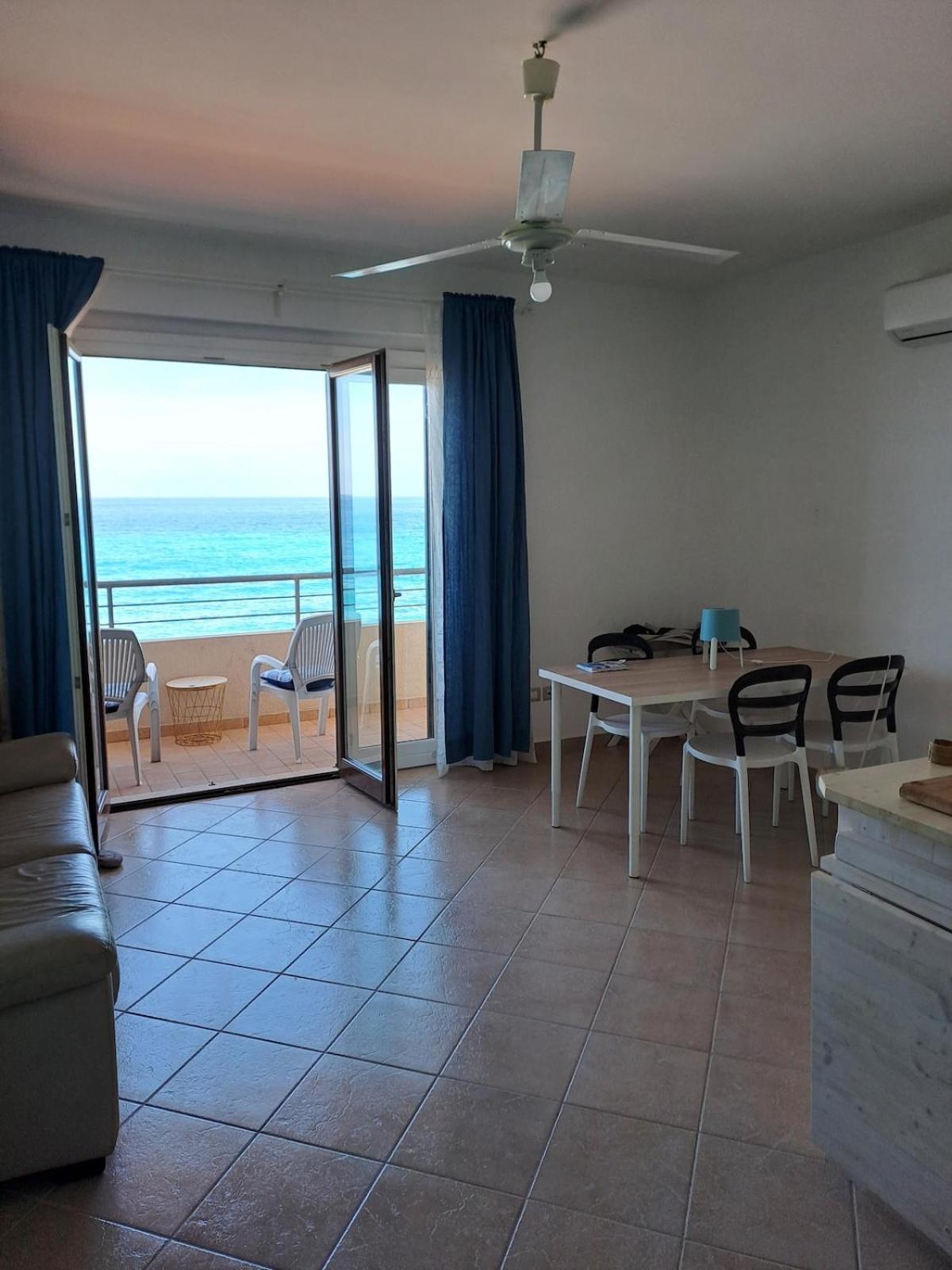 Apartmán Sea House Bagnara Calabra Exteriér fotografie